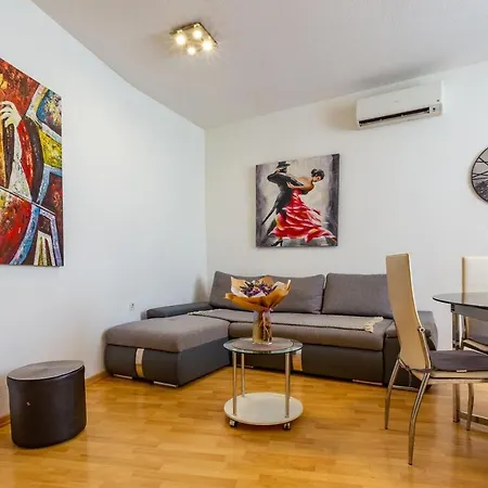 Vale Apartment With Balcony Zadar Exterior photo