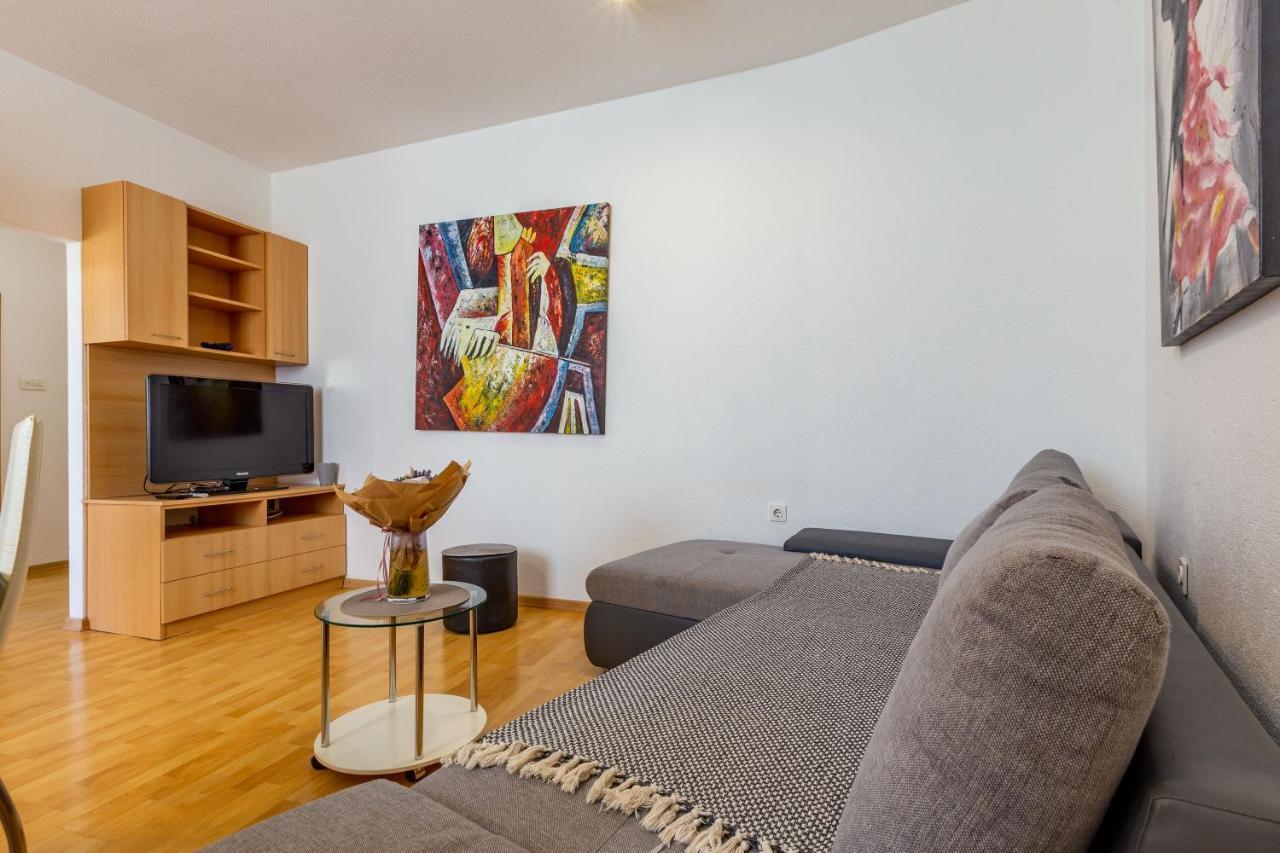 Apartman Vale With Balcony