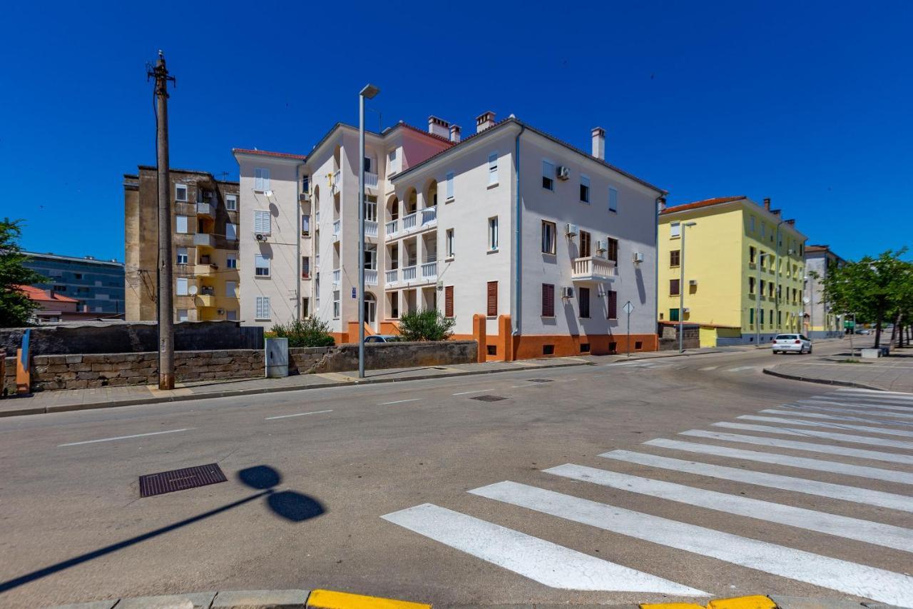 Apartament Vale With Balcony *